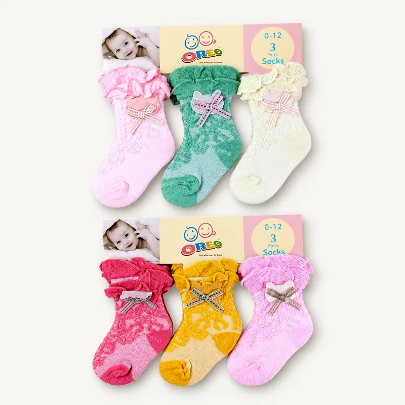 Contoh variasi warna kaos kaki bayi berenda dan berpita